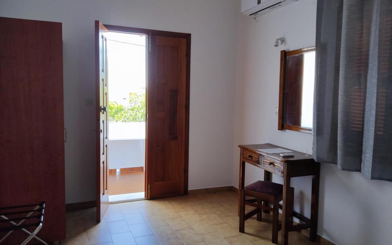 Pefki  Maria Apartments מראה חיצוני תמונה