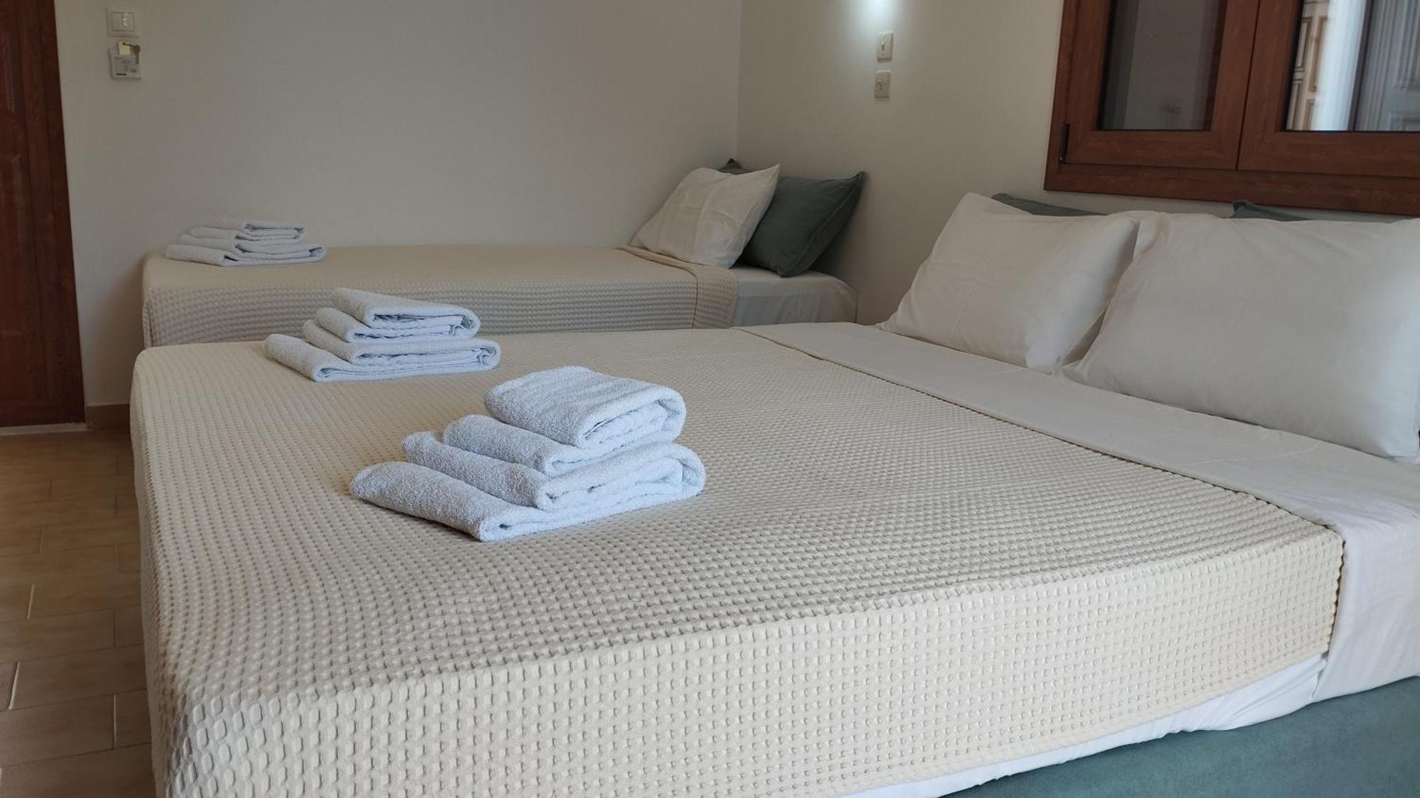 Pefki  Maria Apartments מראה חיצוני תמונה