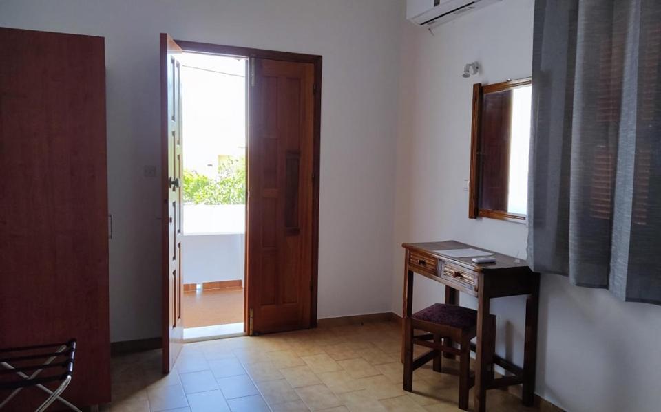 Pefki  Maria Apartments מראה חיצוני תמונה