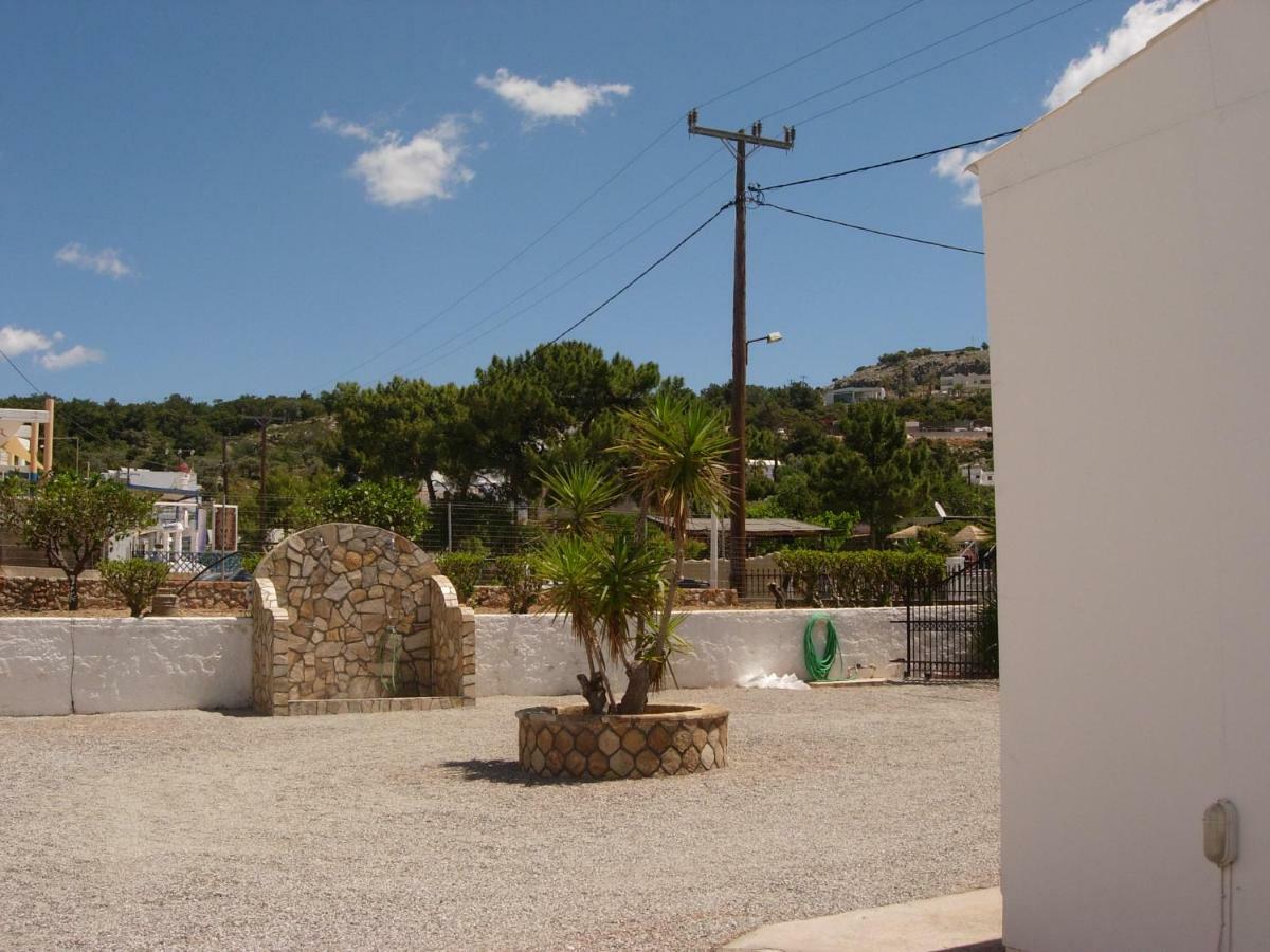 Pefki  Maria Apartments מראה חיצוני תמונה